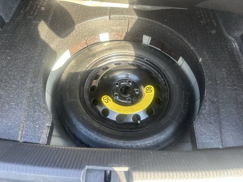 Used 2014 Volkswagen Passat TDI SE image 29