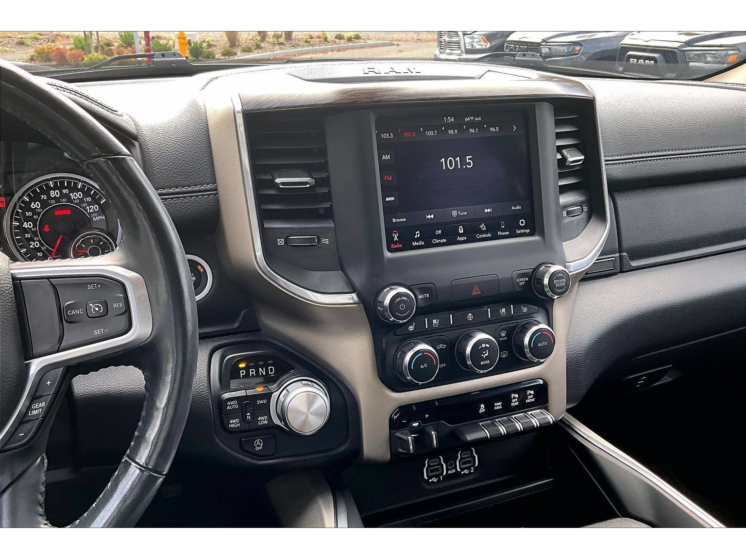 Used 2020 RAM 1500 Laramie AWD/4WD image 6