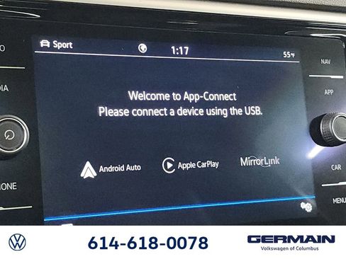 Used 2022 Volkswagen Atlas Cross Sport SEL Premium R-Line image 31