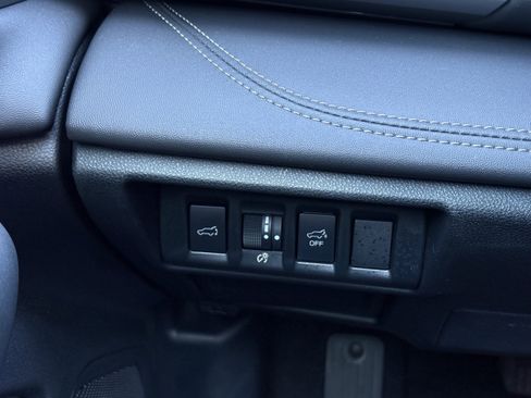 Certified 2025 Subaru Outback Limited w/ Popular Package #2 image 17