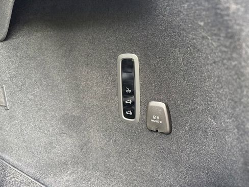 Used 2025 Polestar Polestar 3 image 32