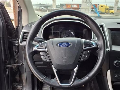 Used 2015 Ford Edge SEL w/ Equipment Group 201A AWD/4WD image 16
