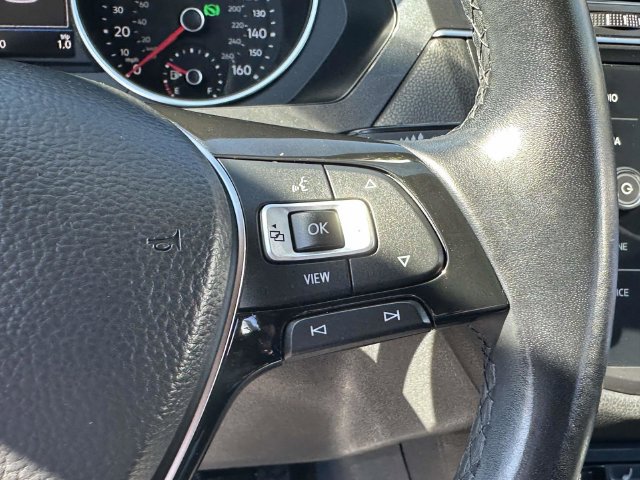 Used 2019 Volkswagen Tiguan SE AWD/4WD image 10