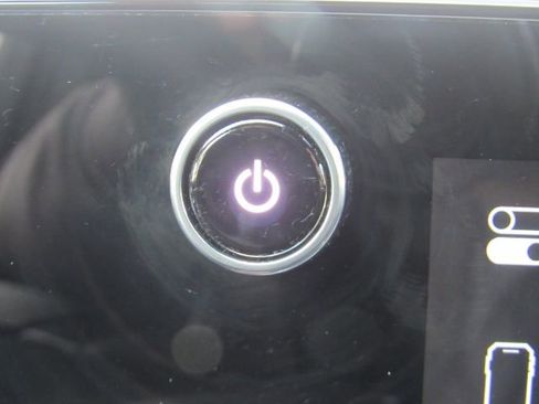 Used 2026 Chevrolet Equinox LT image 41