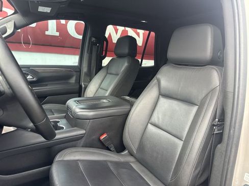 Used 2023 Chevrolet Tahoe LT w/ LT Signature Plus Package image 11