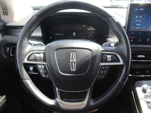 Used 2023 Lincoln Nautilus Reserve w/ Equipment Group 201A AWD/4WD image 9