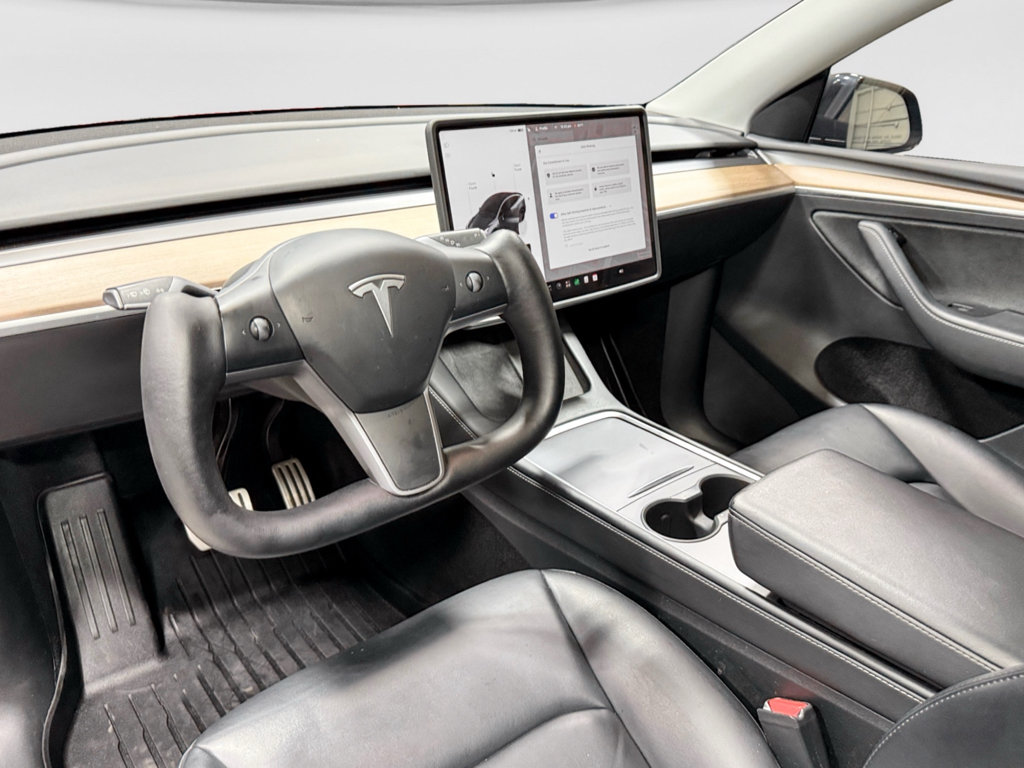 Used 2023 Tesla Model Y Performance AWD/4WD image 17