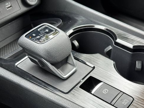 Certified 2023 Nissan Rogue SV image 24