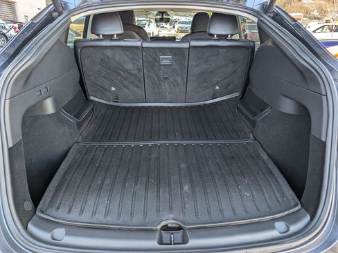 Used 2021 Tesla Model Y Long Range image 26