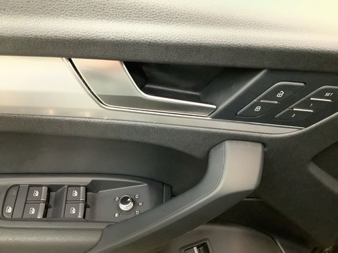 Used 2018 Audi Q5 2.0T Premium Plus image 13