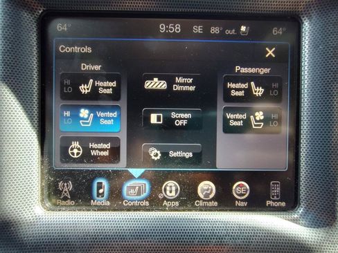 Used 2015 Dodge Challenger SXT Plus w/ Driver Convenience Group RWD image 26
