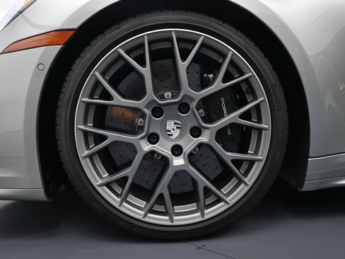 Certified 2025 Porsche 911 Carrera S RWD image 37