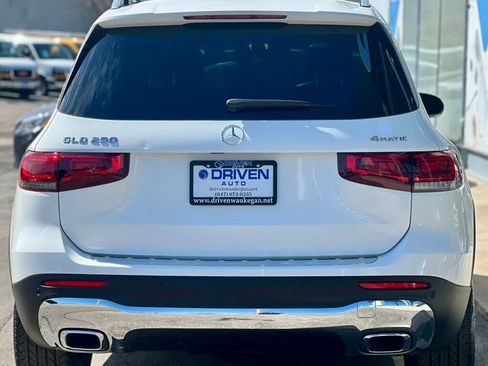 Used 2023 Mercedes-Benz GLB 250 4MATIC image 37