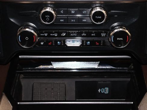 Certified 2023 Ford F450 King Ranch w/ Chrome Package image 34