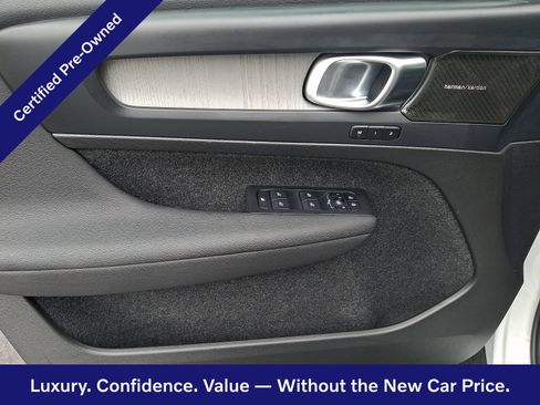 Certified 2024 Volvo XC40 B5 Plus w/ Protection Package Premier AWD/4WD image 13