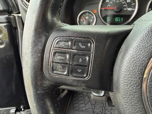 Used 2014 Jeep Wrangler Sport AWD/4WD image 28