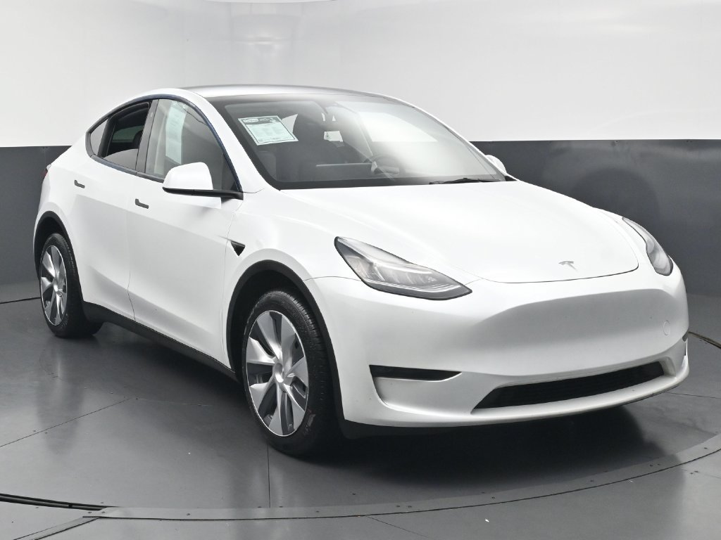 Used 2023 Tesla Model Y Long Range AWD/4WD image 44