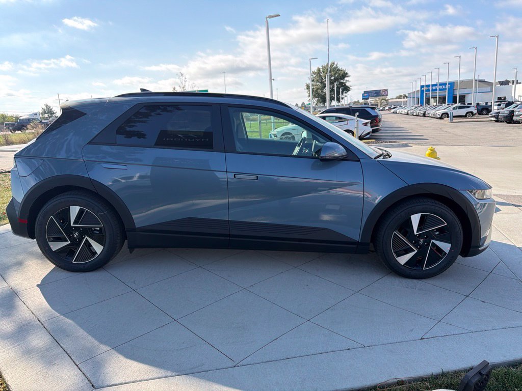 New 2027 Hyundai Ioniq 5 SEL RWD image 6