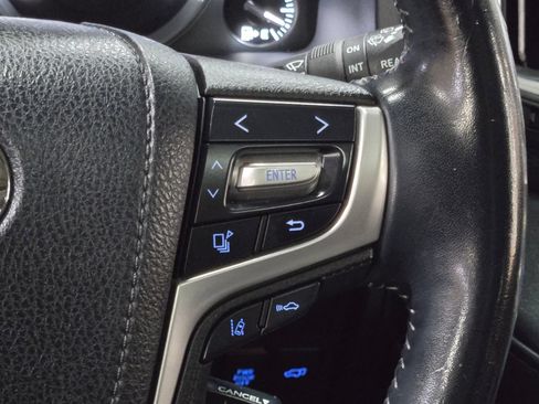Used 2019 Toyota Land Cruiser AWD/4WD image 50