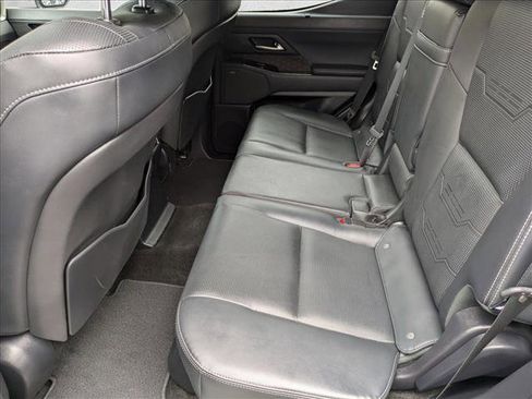 Certified 2025 Lexus GX 550 w/ Cold Area Package image 18