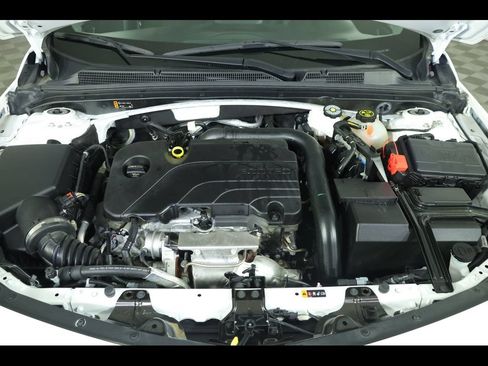 Used 2024 Chevrolet Malibu LT FWD image 17