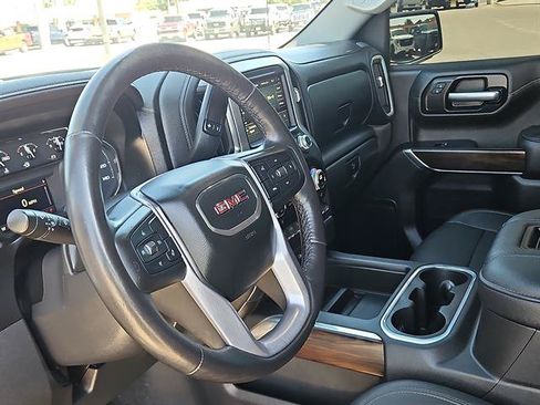 Used 2021 GMC Sierra 1500 SLT AWD/4WD image 12