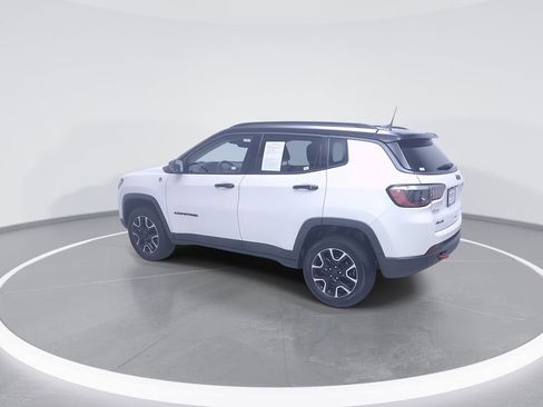 Used 2021 Jeep Compass Trailhawk image 5