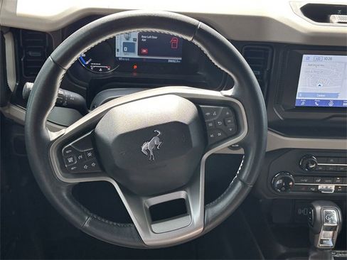 Used 2022 Ford Bronco Wildtrak image 23