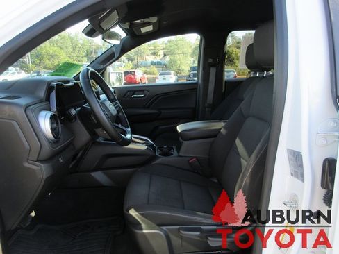 Used 2023 Chevrolet Colorado LT w/ LT Convenience Package image 11