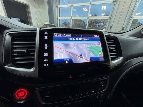 Used 2018 Honda Ridgeline RTL-T image 17