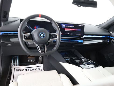 Used 2024 BMW i5 M60 w/ Premium Package image 11