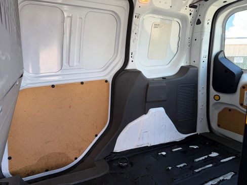 Used 2022 Ford Transit Connect XL FWD image 22