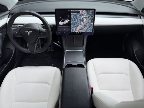 Used 2022 Tesla Model 3 Long Range image 40