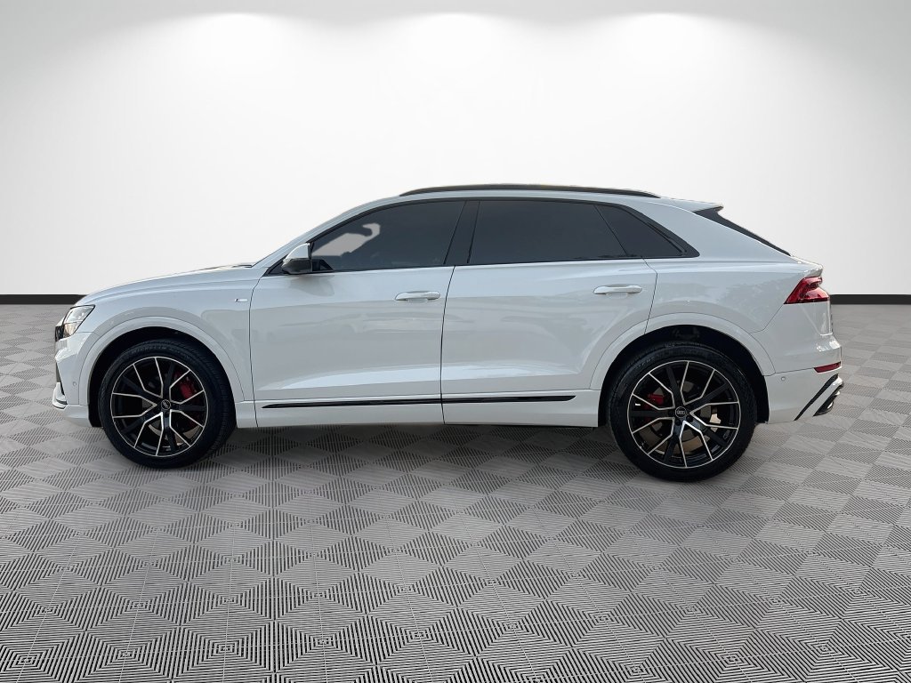 Used 2021 Audi Q8 Prestige w/ Prestige Package AWD/4WD image 5