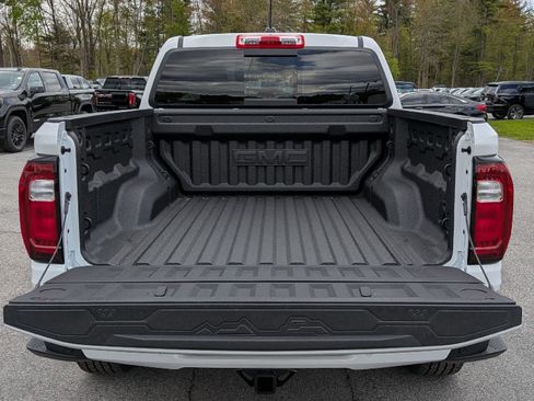 New 2026 GMC Canyon AT4 w/ Technology Plus Package AWD/4WD image 11