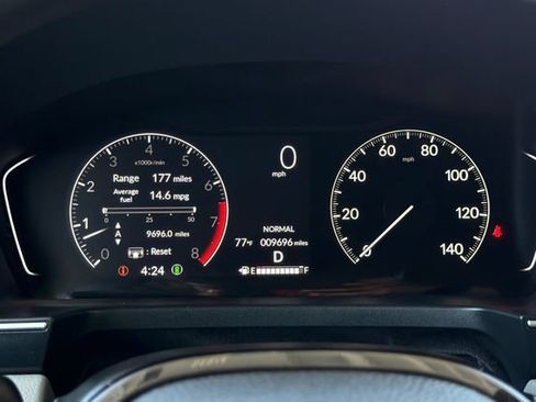 Certified 2024 Honda Pilot LX image 32