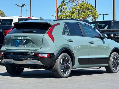 New 2026 Kia Niro Wave FWD image 4