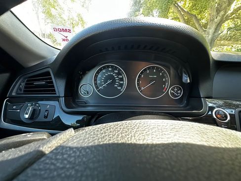 Used 2012 BMW 528i Sedan RWD image 31
