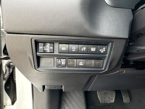 Used 2026 Toyota Tundra Limited w/ Power Package AWD/4WD image 26