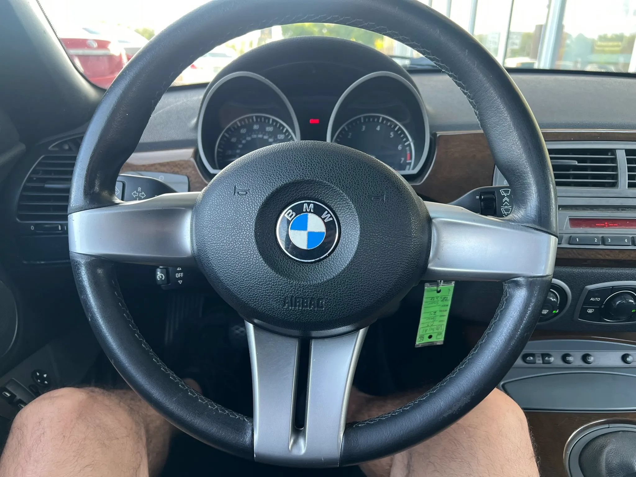 Used 2003 BMW Z4 2.5i RWD image 9