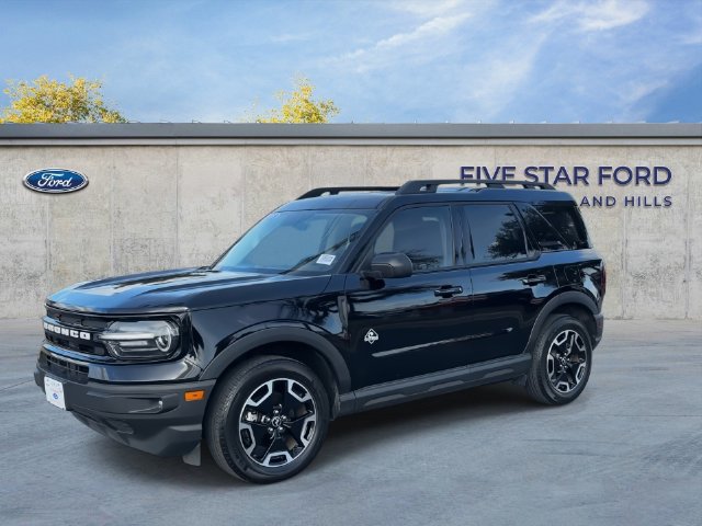 Used 2023 Ford Bronco Sport Outer Banks w/ Tech Package AWD/4WD image 4