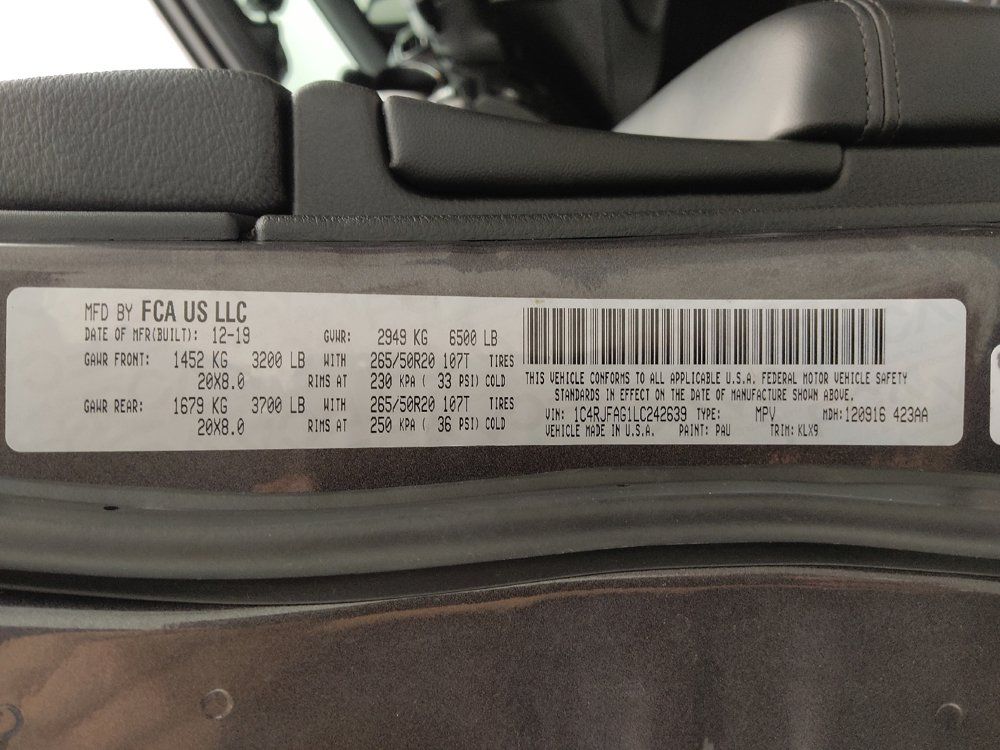 Used 2020 Jeep Grand Cherokee Altitude AWD/4WD image 33