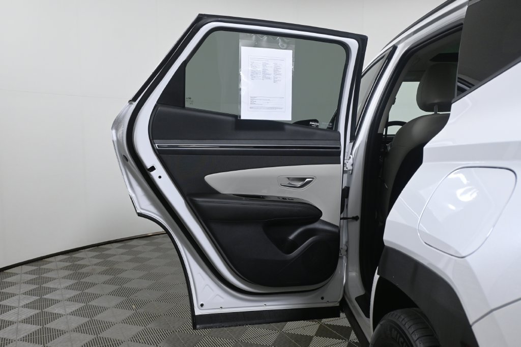 Used 2023 Hyundai Tucson Limited AWD/4WD image 26