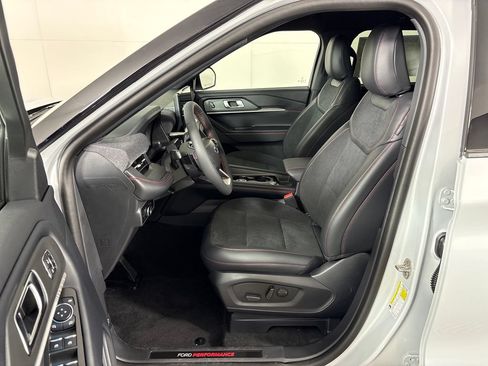 New 2026 Ford Explorer ST RWD image 29