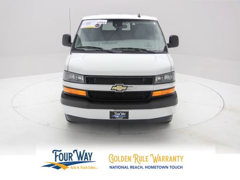Used 2019 Chevrolet Express 3500 LT w/ LT Preferred Equipment Group RWD image 9