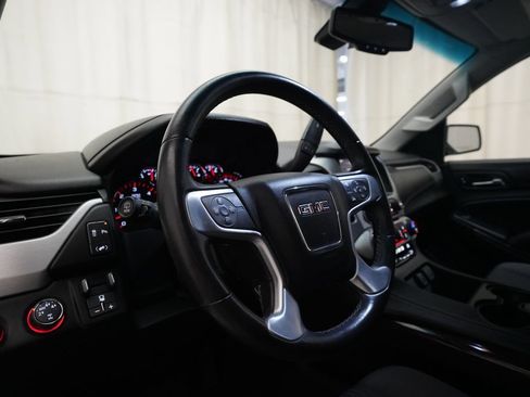 Used 2015 GMC Yukon XL SLE w/ Convenience Package AWD/4WD image 8