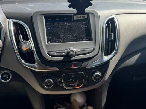 Used 2020 Chevrolet Equinox LS image 5