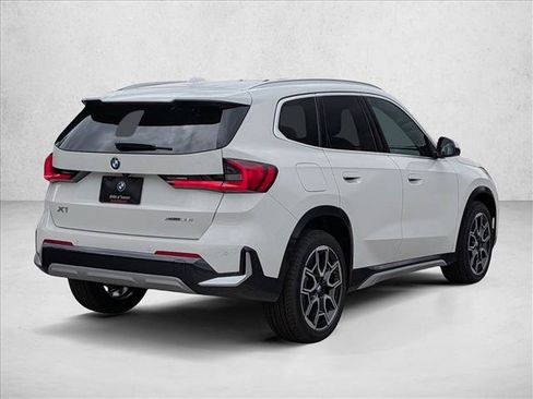 New 2026 BMW X1 xDrive28i w/ Technology Package AWD/4WD image 2