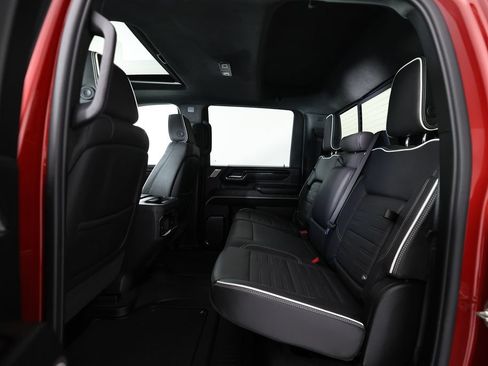 Used 2025 GMC Sierra 2500 AT4X AWD/4WD image 15