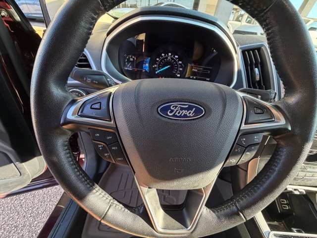 Used 2019 Ford Edge SEL w/ Equipment Group 201A FWD image 11